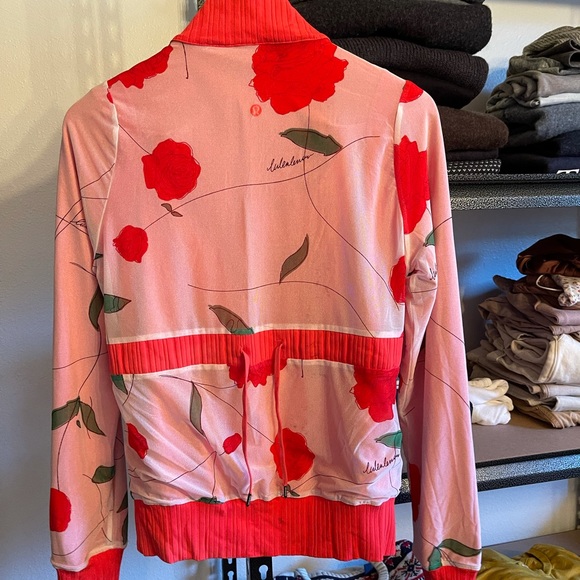 Reversible Lululemon Jacket - Picture 3 of 7